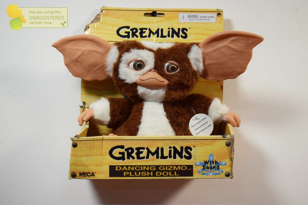 NECA Gremlins Dancing Gizmo 8" Plush